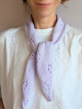 Artisan Handmade 100% Cashmere Pointelle Skinny Scarf - Lilac 🎀